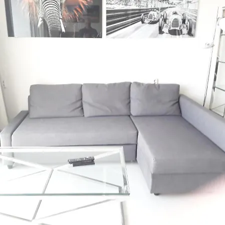 First Line Duplex Puerto Banus Sleeps 8 People Appartamento Marbella