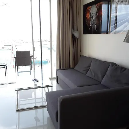 First Line Duplex Puerto Banus Sleeps 8 People *